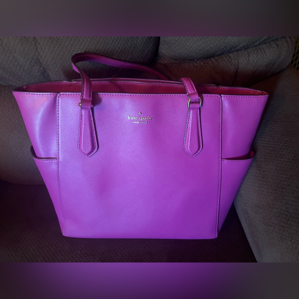 Kate Spade Fuchsia Purse